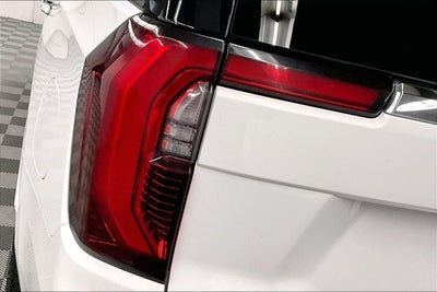 2025 GMC Yukon Elevation