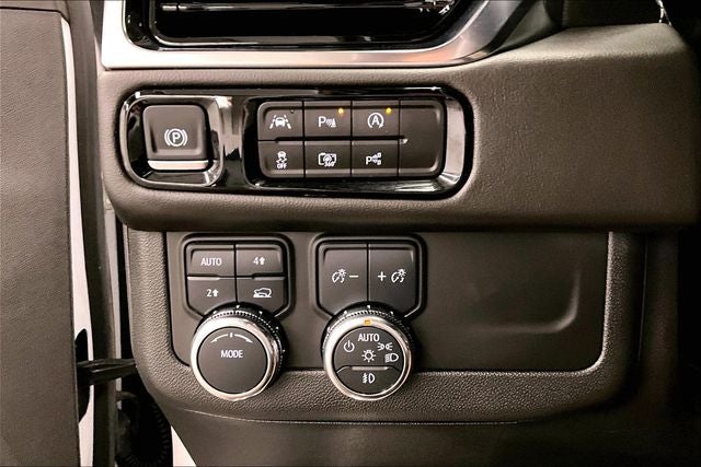 2025 GMC Yukon Elevation