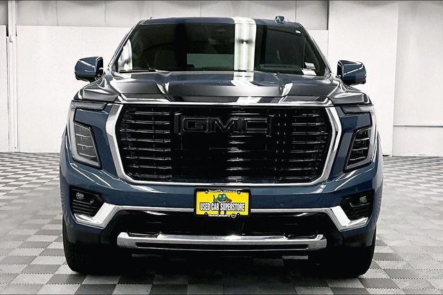 2025 GMC Yukon Elevation