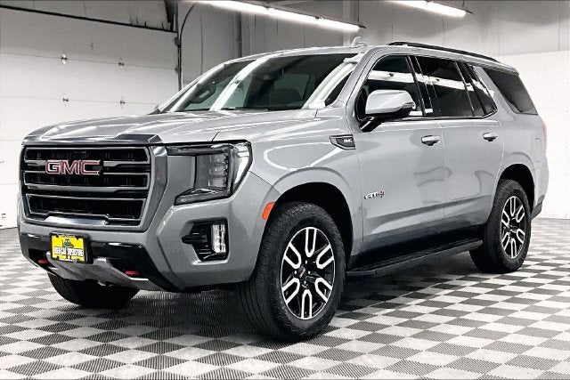 2024 GMC Yukon AT4 4X4-Panoramic Roof-Heated/Cooled Seats