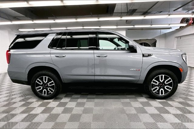 2024 GMC Yukon AT4 4X4-Panoramic Roof-Heated/Cooled Seats