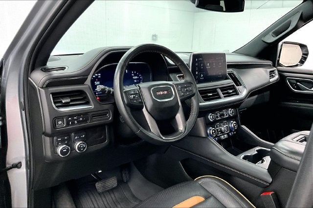 2024 GMC Yukon AT4 4X4-Panoramic Roof-Heated/Cooled Seats