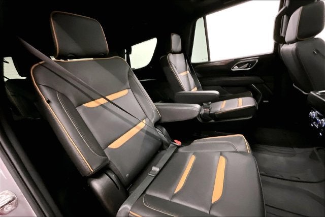 2024 GMC Yukon AT4 4X4-Panoramic Roof-Heated/Cooled Seats