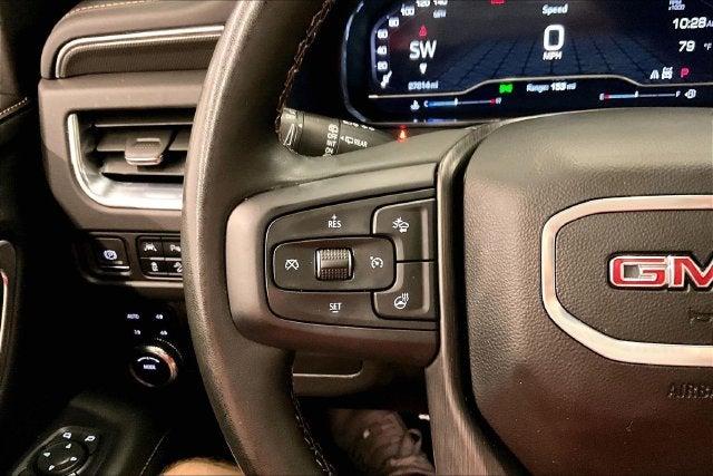 2024 GMC Yukon AT4 4X4-Panoramic Roof-Heated/Cooled Seats