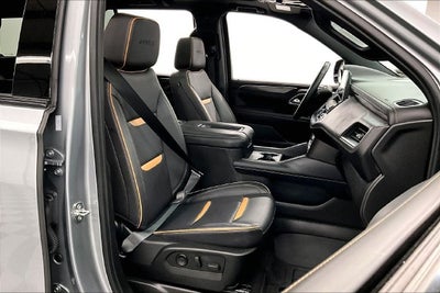 2024 GMC Yukon AT4 4X4-Panoramic Roof-Heated/Cooled Seats
