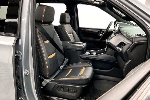2024 GMC Yukon AT4 4X4-Panoramic Roof-Heated/Cooled Seats