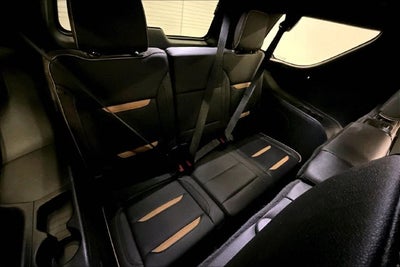 2024 GMC Yukon AT4 4x4-Pano Roof-Htd/Cooled Leather-Heads Up Display