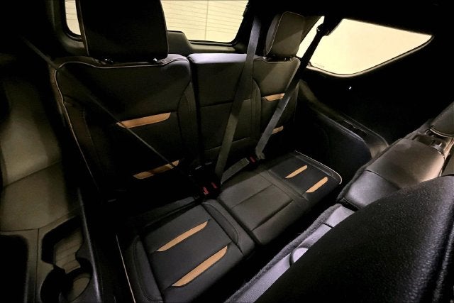 2024 GMC Yukon AT4 4x4-Pano Roof-Htd/Cooled Leather-Heads Up Display