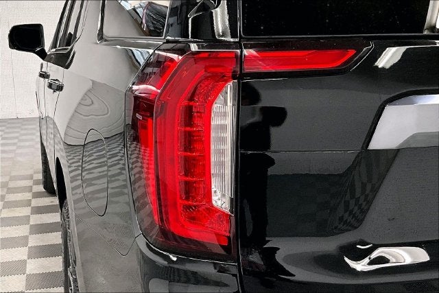 2024 GMC Yukon AT4 4x4-Pano Roof-Htd/Cooled Leather-Heads Up Display