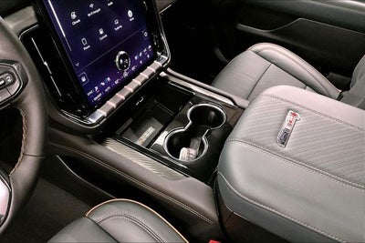 2025 GMC Yukon AT4