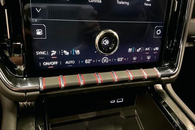 2025 GMC Yukon AT4