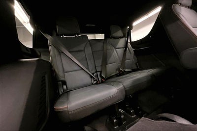 2025 GMC Yukon AT4