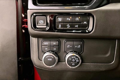2025 GMC Yukon AT4