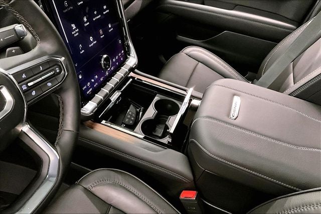 2026 GMC Yukon Denali 4x4 - Reserve Pkg - Super Cruise - Pano Roof - DVD
