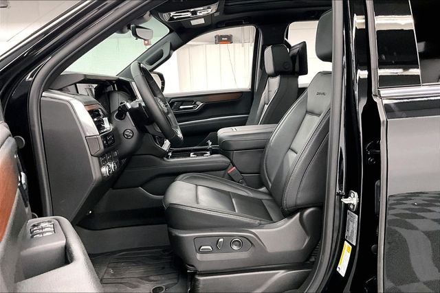 2026 GMC Yukon Denali 4x4 - Reserve Pkg - Super Cruise - Pano Roof - DVD