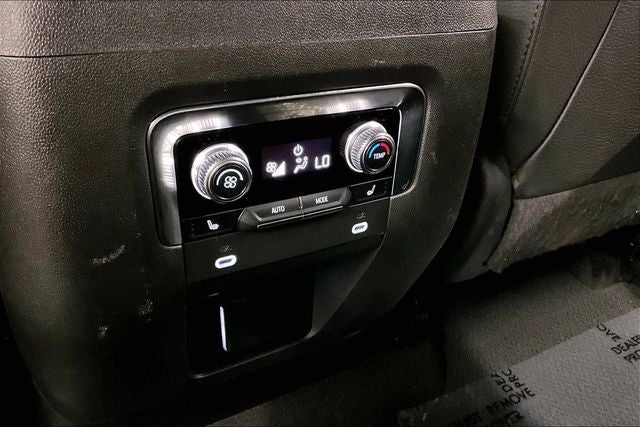 2022 GMC Yukon Denali 4x4-Htd/Cooled Leather-Blind Spot Detection