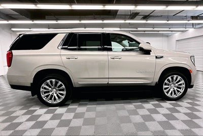 2024 GMC Yukon Denali 4x4 - Super Cruise - Pano Roof - DVD