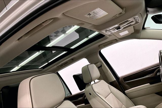 2024 GMC Yukon Denali 4x4 - Super Cruise - Pano Roof - DVD