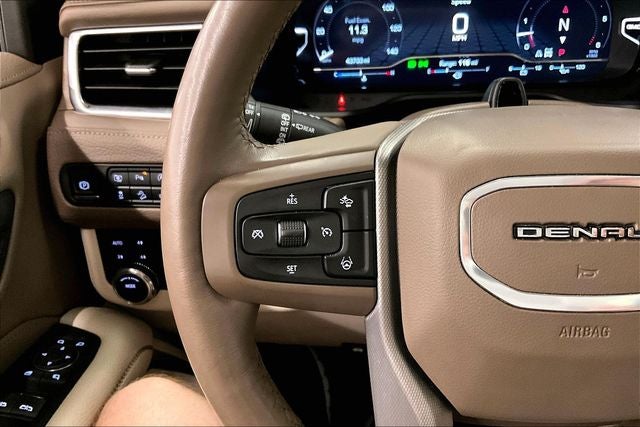 2024 GMC Yukon Denali 4x4 - Super Cruise - Pano Roof - DVD