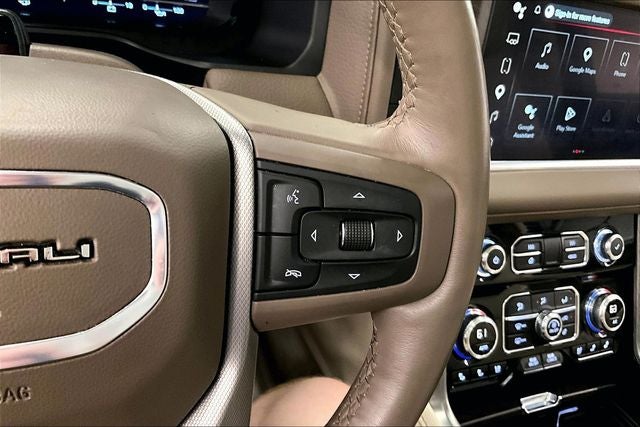 2024 GMC Yukon Denali 4x4 - Super Cruise - Pano Roof - DVD