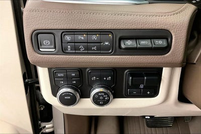 2024 GMC Yukon Denali 4x4 - Super Cruise - Pano Roof - DVD