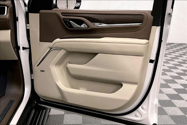 2021 GMC Yukon Denali 4X4-Panoramic Roof-Power Steps