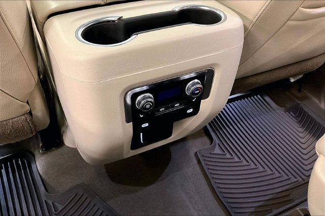 2021 GMC Yukon Denali 4X4-Panoramic Roof-Power Steps