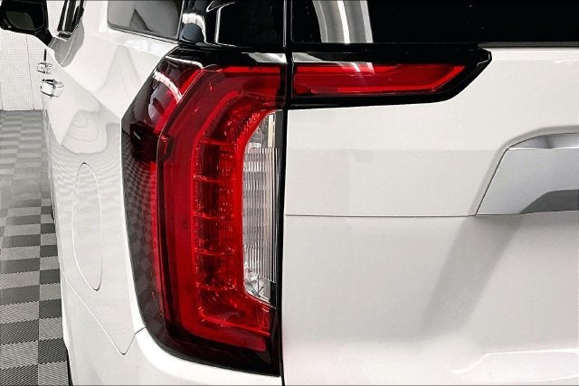 2021 GMC Yukon Denali 4X4-Panoramic Roof-Power Steps