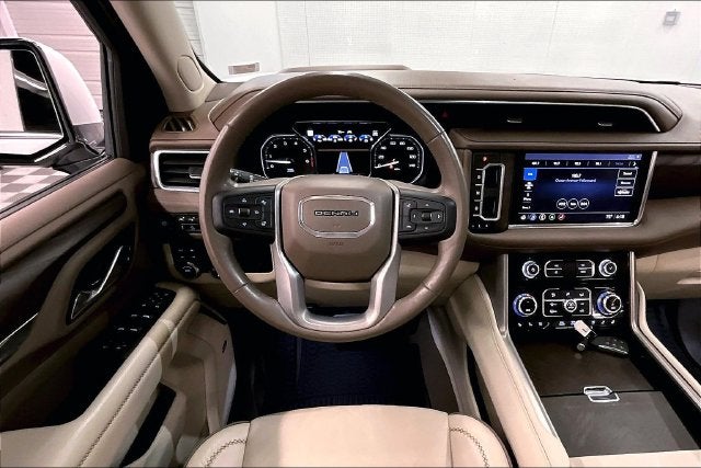 2021 GMC Yukon Denali 4X4-Panoramic Roof-Power Steps