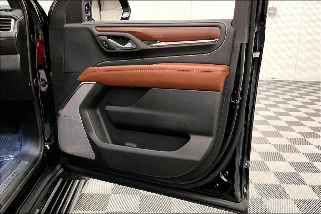 2024 GMC Yukon Denali Ultimate 4X4-Panoramic Roof-Adaptive Cruise