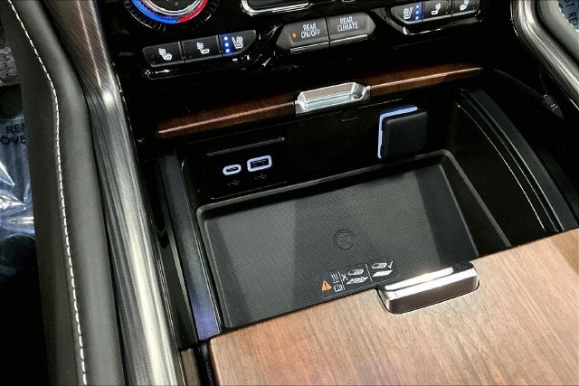2024 GMC Yukon Denali Ultimate 4X4-Panoramic Roof-Adaptive Cruise