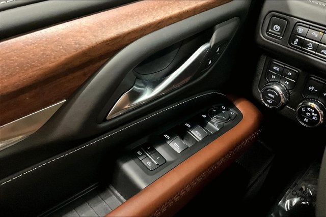 2024 GMC Yukon Denali Ultimate 4X4-Panoramic Roof-Adaptive Cruise