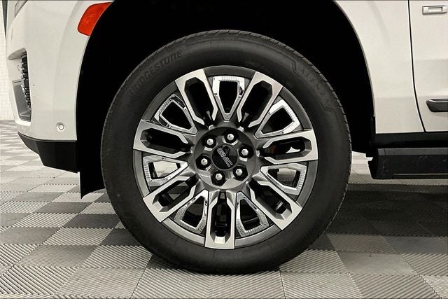 2023 GMC Yukon Denali Ultimate 4x4 - Super Cruise - Htd/Cooled Massaging Leather