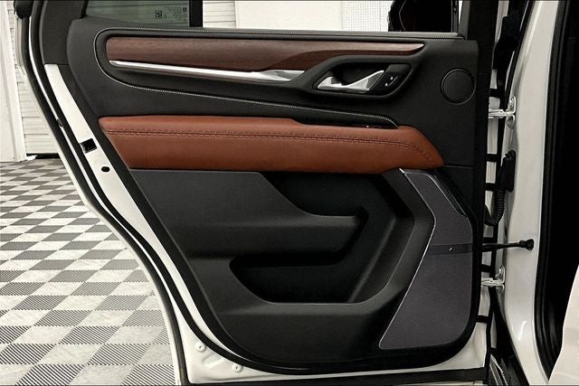 2023 GMC Yukon Denali Ultimate 4x4 - Super Cruise - Htd/Cooled Massaging Leather