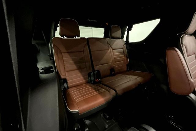 2023 GMC Yukon Denali Ultimate 4x4 - Super Cruise - Htd/Cooled Massaging Leather