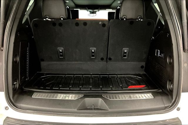 2023 GMC Yukon Denali Ultimate 4x4 - Super Cruise - Htd/Cooled Massaging Leather