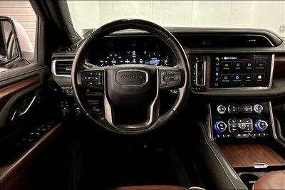 2023 GMC Yukon Denali Ultimate 4x4 - Super Cruise - Htd/Cooled Massaging Leather