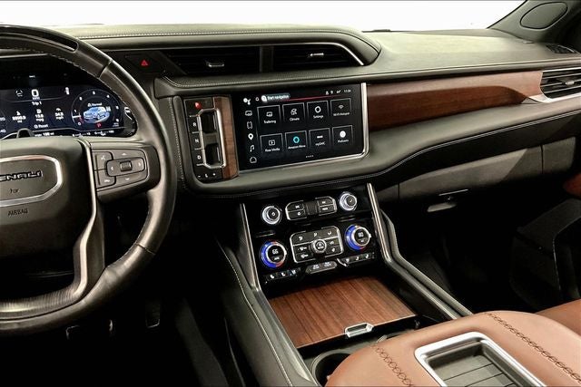 2023 GMC Yukon Denali Ultimate 4x4 - Super Cruise - Htd/Cooled Massaging Leather