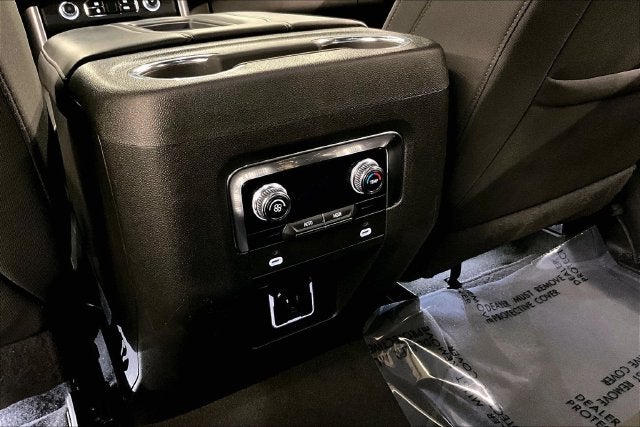 2024 GMC Yukon XL SLE 4x4-Remote Start-Apple CarPlay/Android Auto