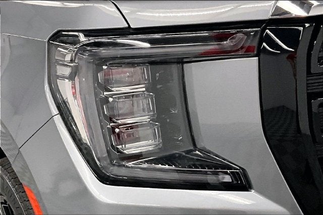 2023 GMC Yukon XL SLT 4x4-Pano Roof-Adaptive Cruise-Htd/Cooled Leather