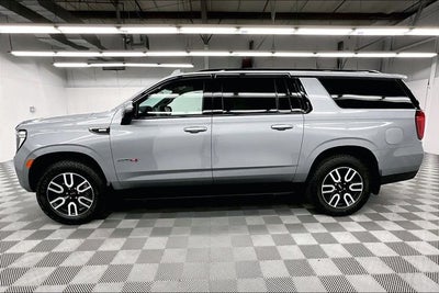 2024 GMC Yukon XL AT4