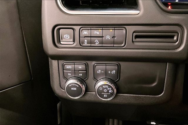 2024 GMC Yukon XL AT4