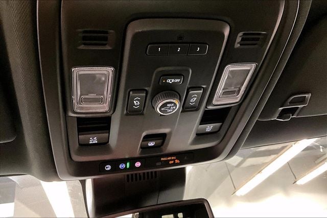 2024 GMC Yukon XL AT4