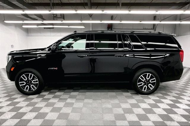 2024 GMC Yukon XL AT4