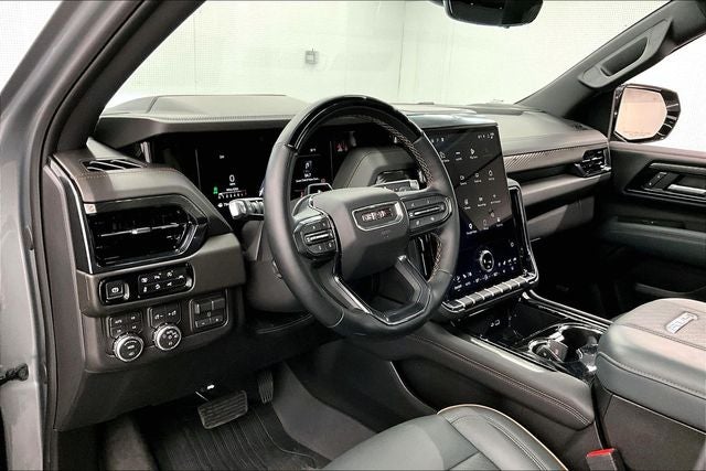2026 GMC Yukon XL AT4 4x4 - Super Cruise - Pano Roof - DVD
