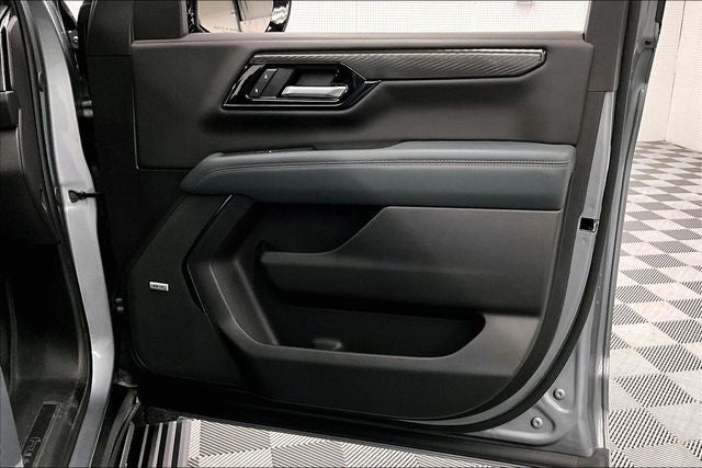 2026 GMC Yukon XL AT4 4x4 - Super Cruise - Pano Roof - DVD