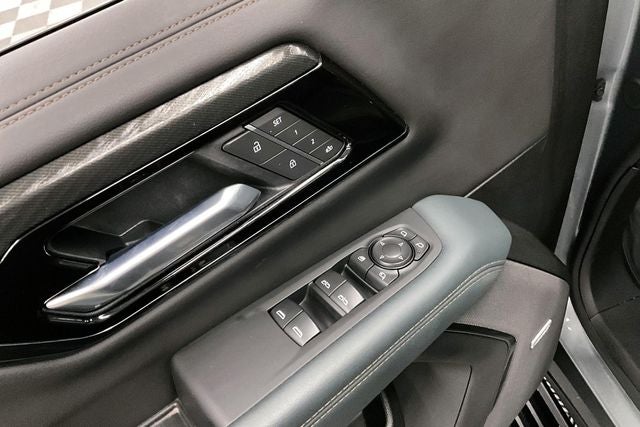 2026 GMC Yukon XL AT4 4x4 - Super Cruise - Pano Roof - DVD