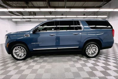 2025 GMC Yukon XL Denali 4x4-Pano Roof-Adaptive Cruise-22'' Wheels