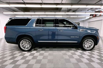 2025 GMC Yukon XL Denali 4x4-Pano Roof-Adaptive Cruise-22'' Wheels
