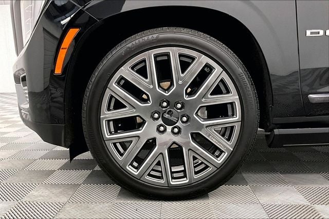 2025 GMC Yukon XL Denali Ultimate